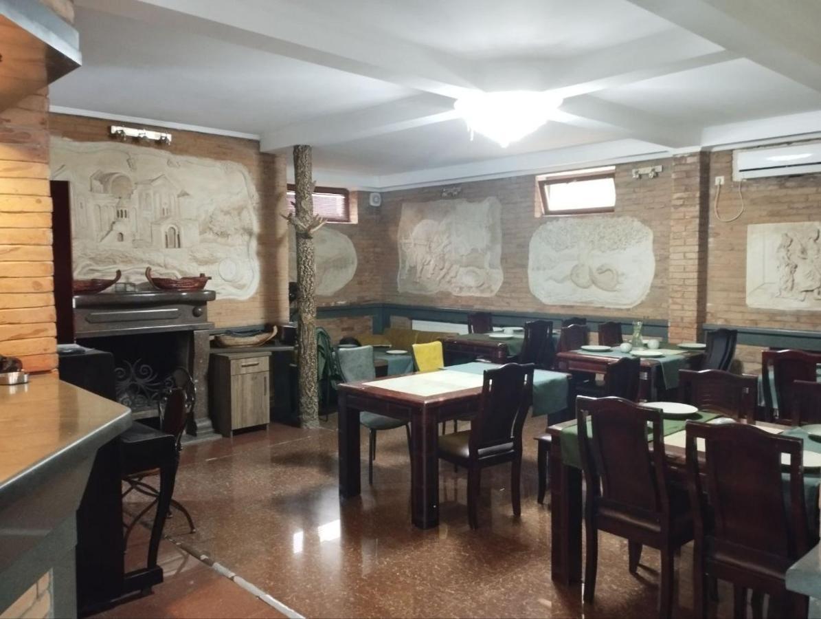 Aeetes Palace Kutaisi Esterno foto